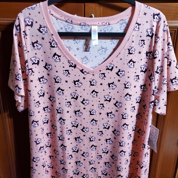 Disney Lularoe Felix Christy T 2X - Picture 1 of 4